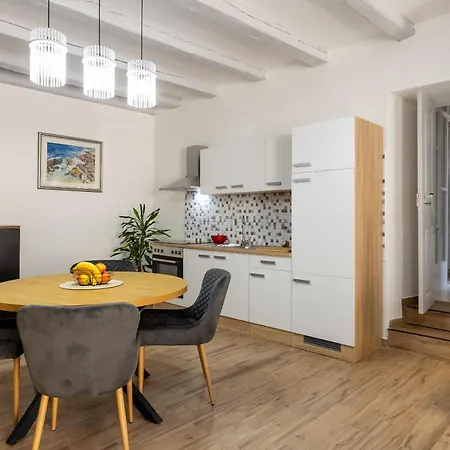 Apartman Oreb
